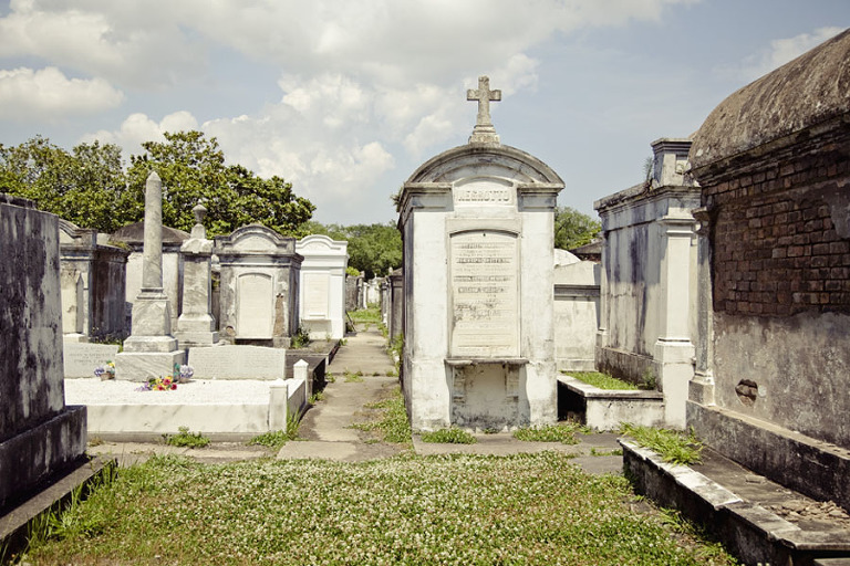 lafayette cemetery | new orleans - Shea Mayberry Photography